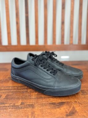 Vans Old Skool Men’s All-Black Leather Sneakers